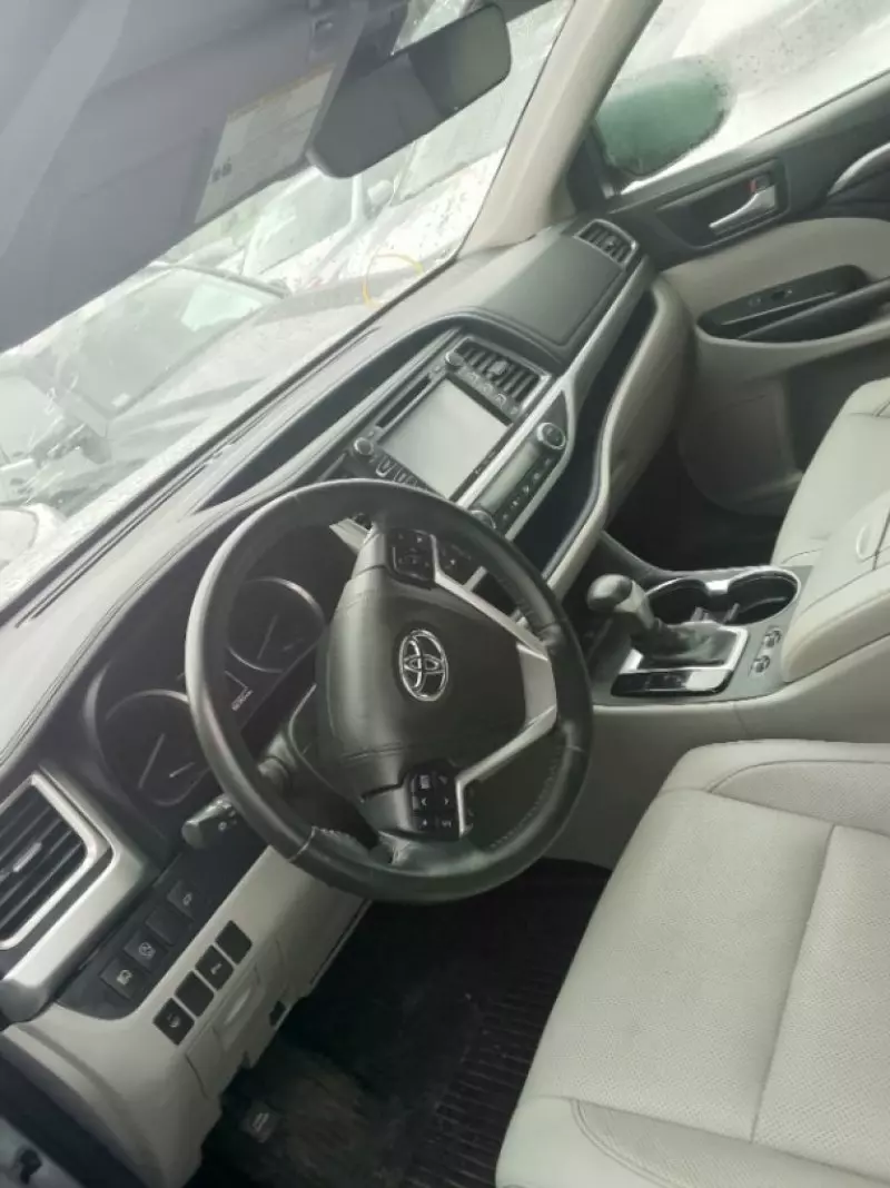 TOYOTA Highlander - 2017