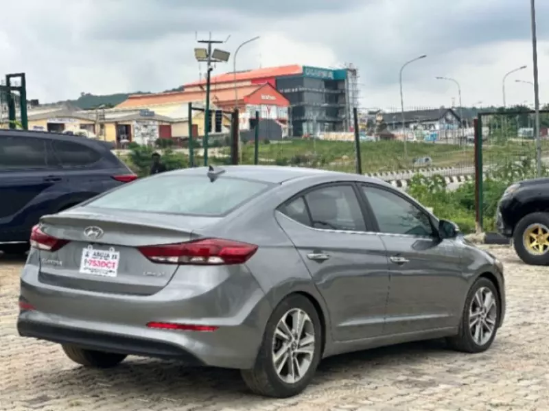 Hyundai Accent   - 2016
