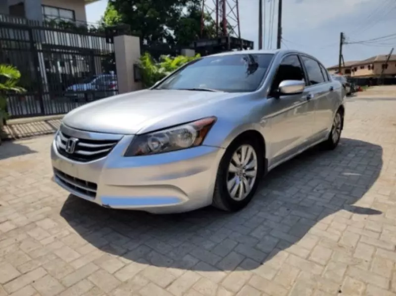 Toyota Camry - 2008