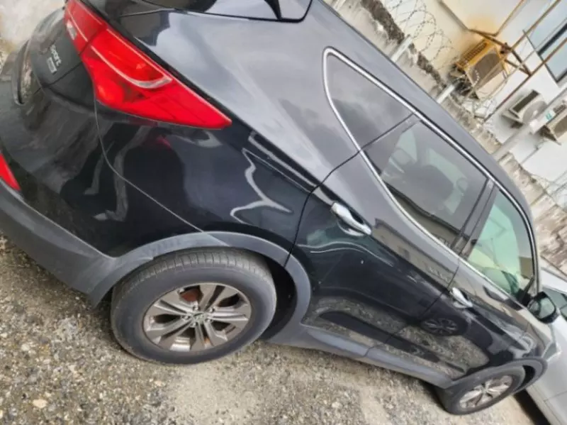 Hyundai Sonata   - 2013