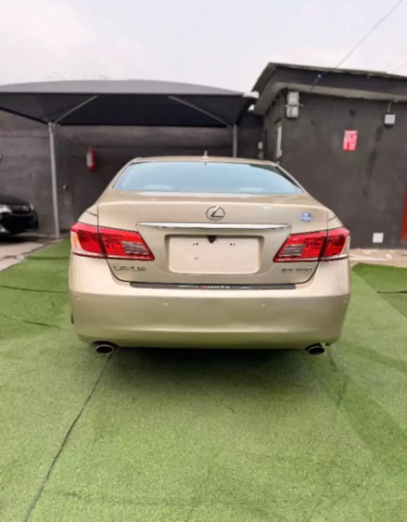 Lexus ES 350 - 2010