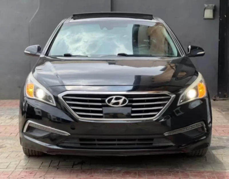 Hyundai Sonata   - 2015