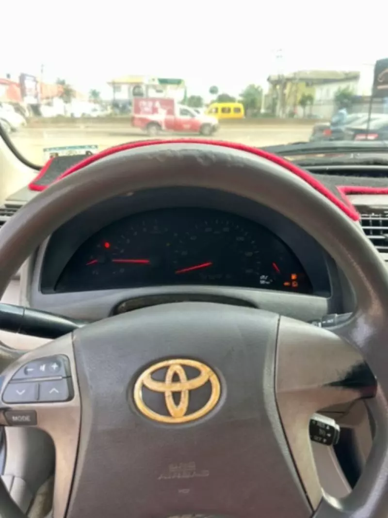 Toyota Camry   - 2007
