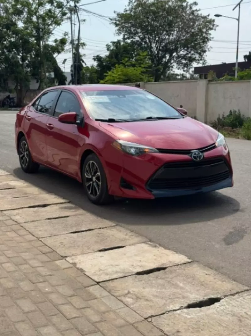 Toyota Corolla   - 2018