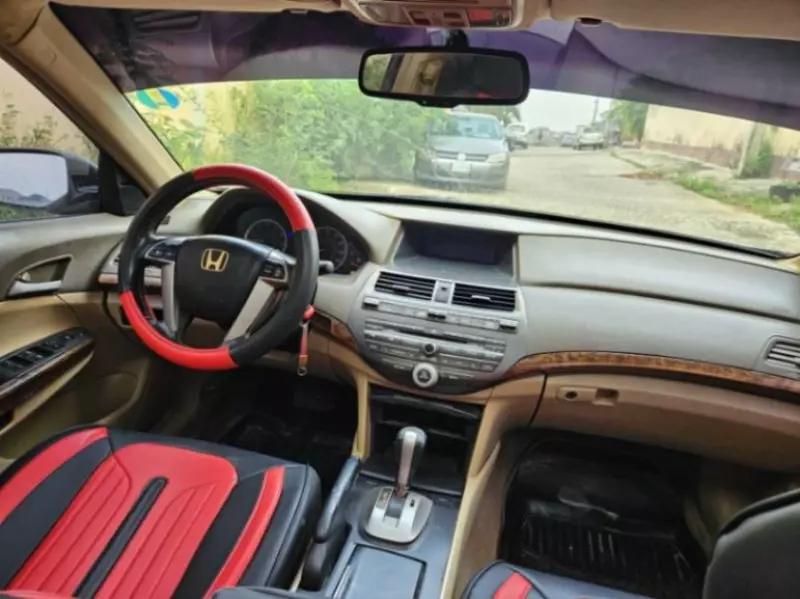 Honda Accord   - 2008