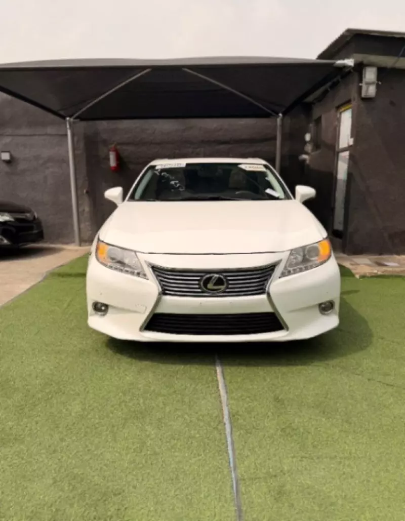Lexus ES 350   - 2014