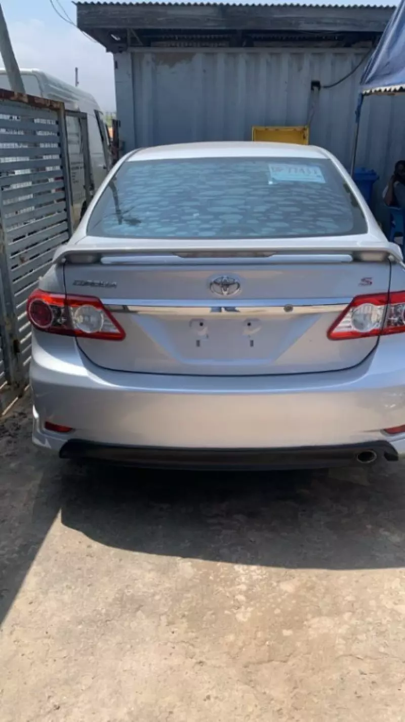 TOYOTA Corolla   - 2013
