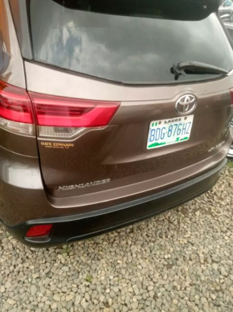 TOYOTA Highlander   - 2017