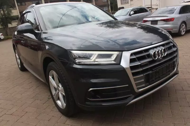 Audi Q5   - 2019