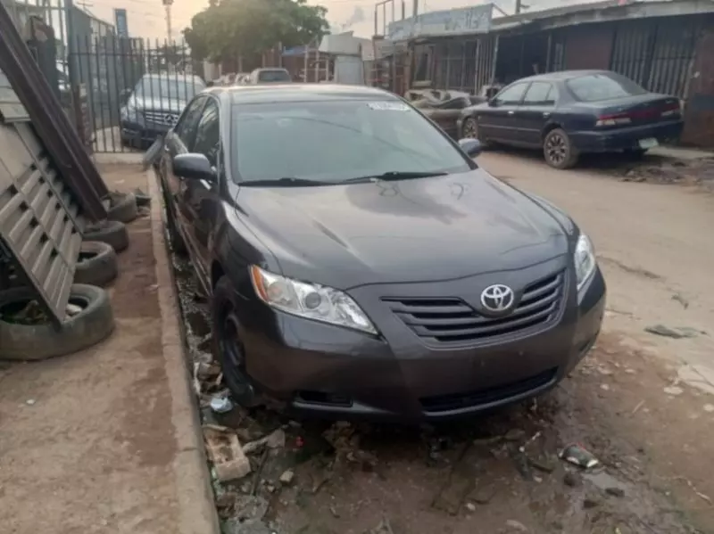Toyota Camry   - 2008