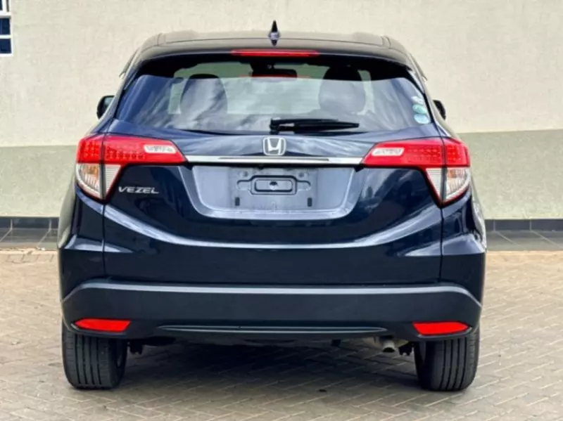 Honda Vezel    - 2018