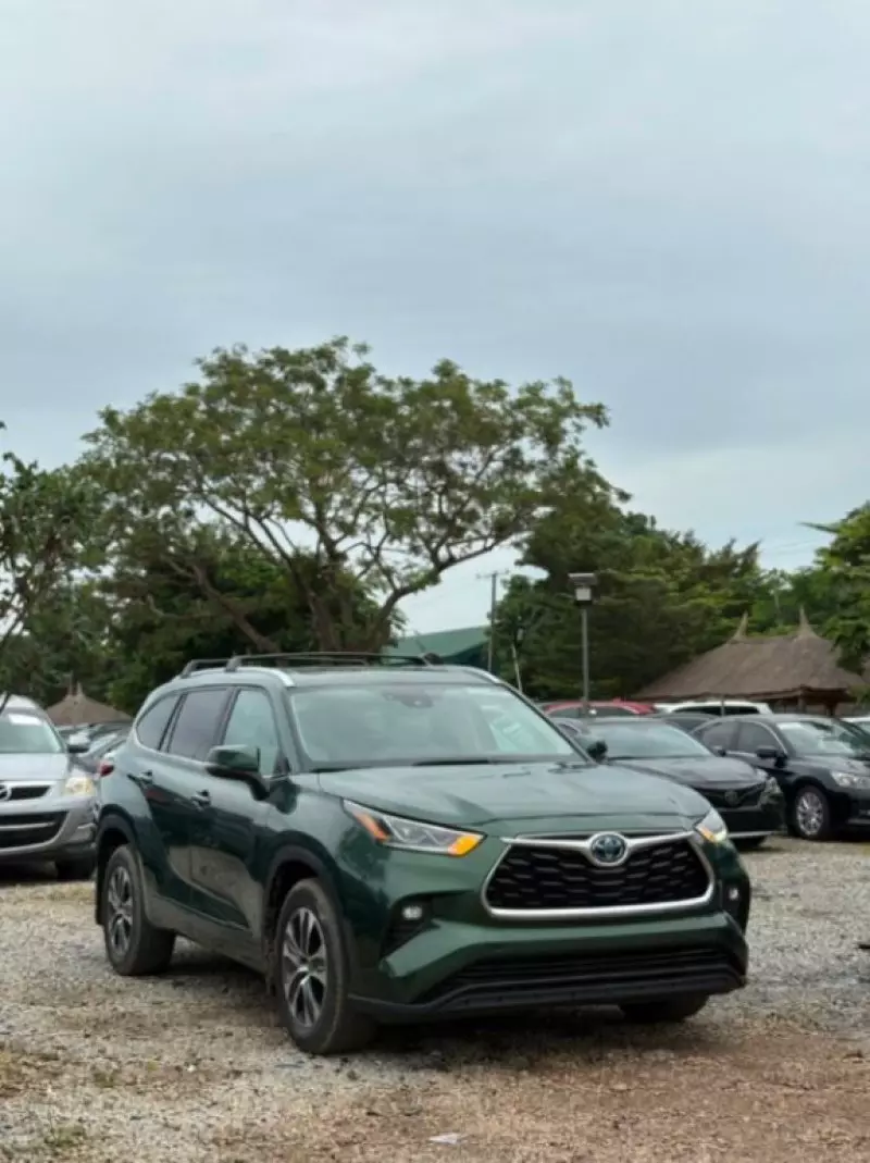 TOYOTA Highlander   - 2024