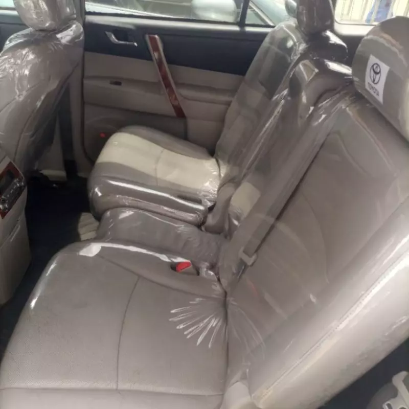 Toyota Highlander   - 2009