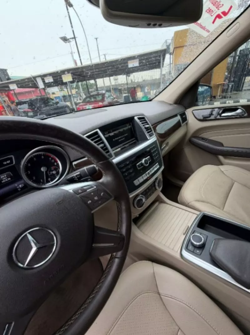 Mercedes-Benz ML 350   - 2015