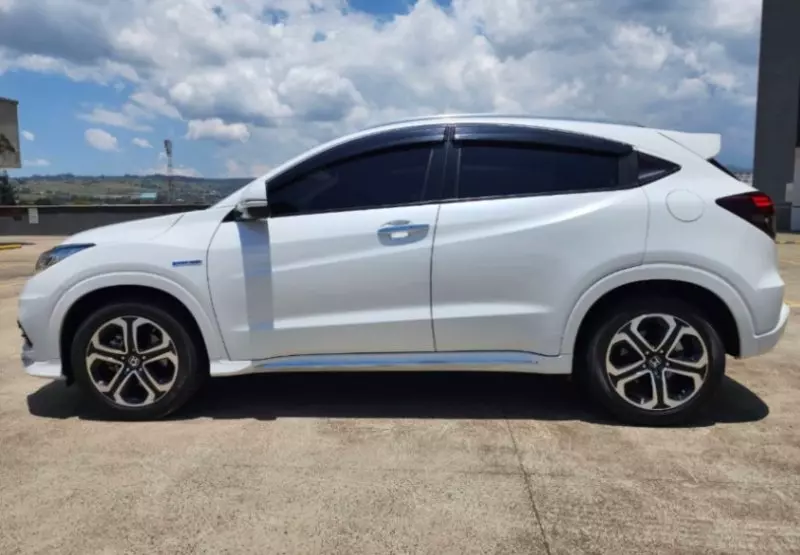 Honda Vezel    - 2018