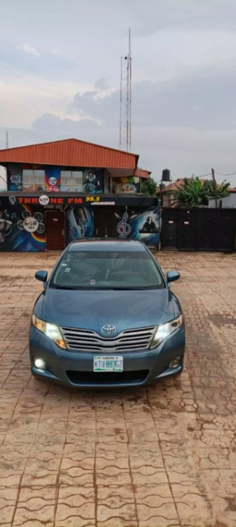 Toyota Venza   - 2013