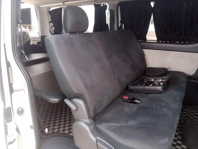 Toyota Hiace   - 2014