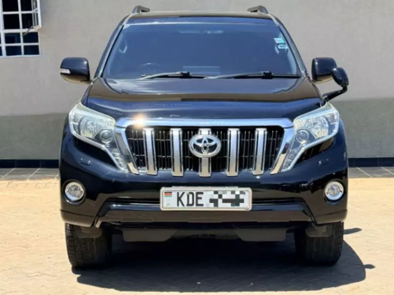 Toyota Landcruiser prado TX   - 2013