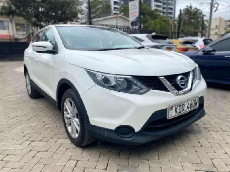 Nissan Qashqai   - 2017