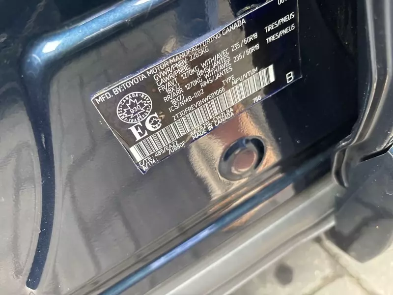 Toyota RAV 4   - 2017