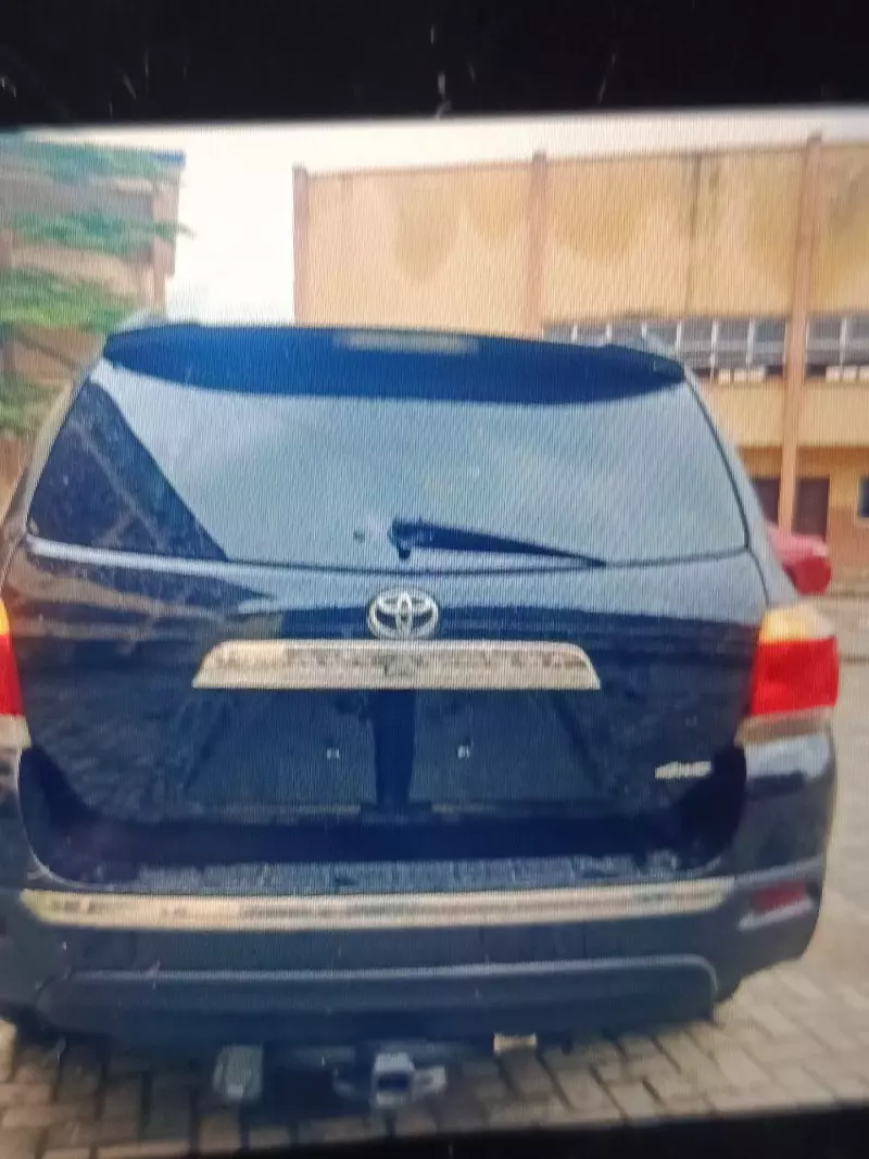 TOYOTA Highlander   - 2013