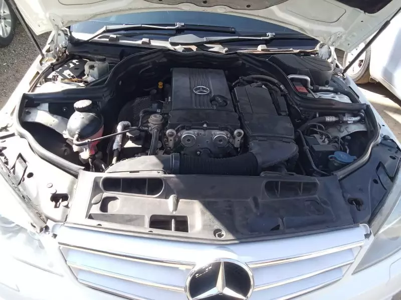 Mercedes-Benz C200   - 2002