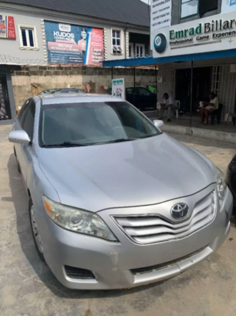 Toyota Camry   - 2007