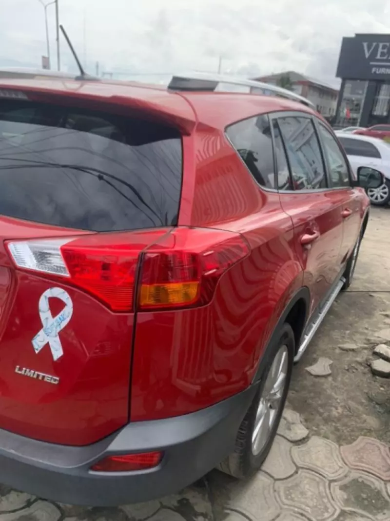 Toyota RAV 4   - 2014