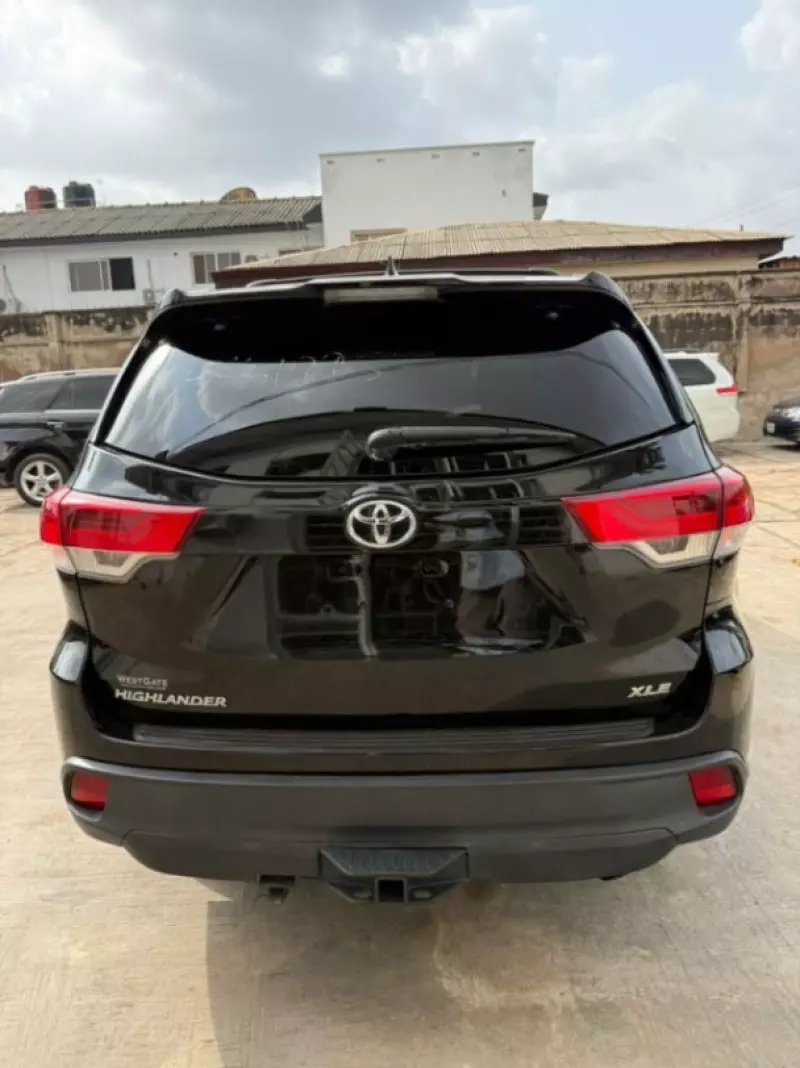Toyota Highlander - 2014