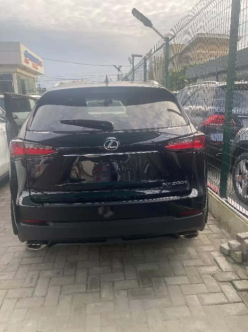 Lexus NX 200T   - 2016