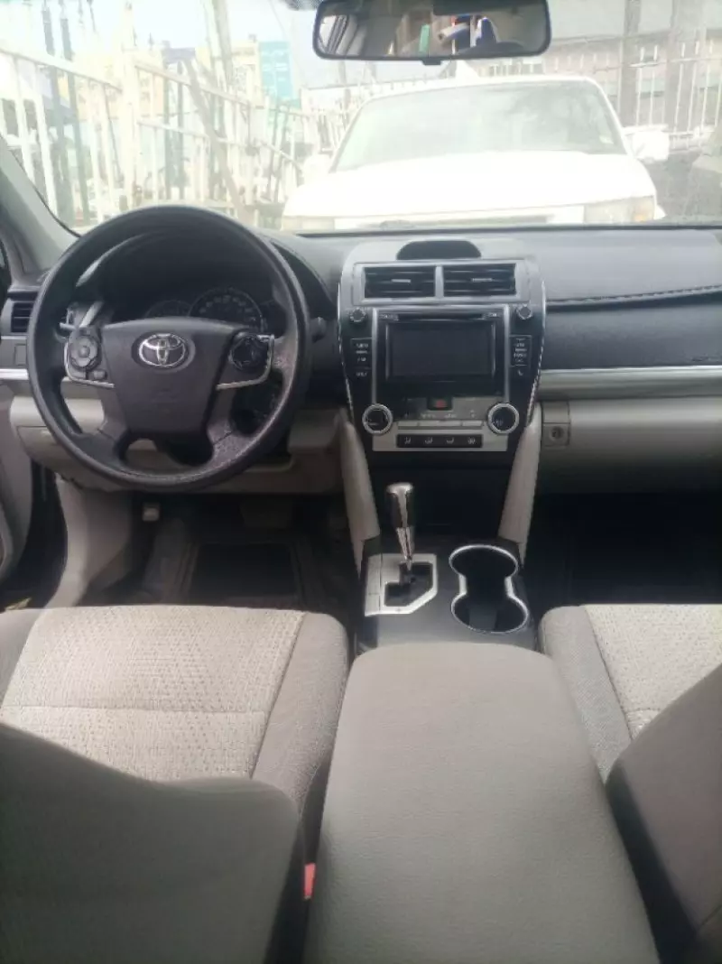 Toyota camry - 2014