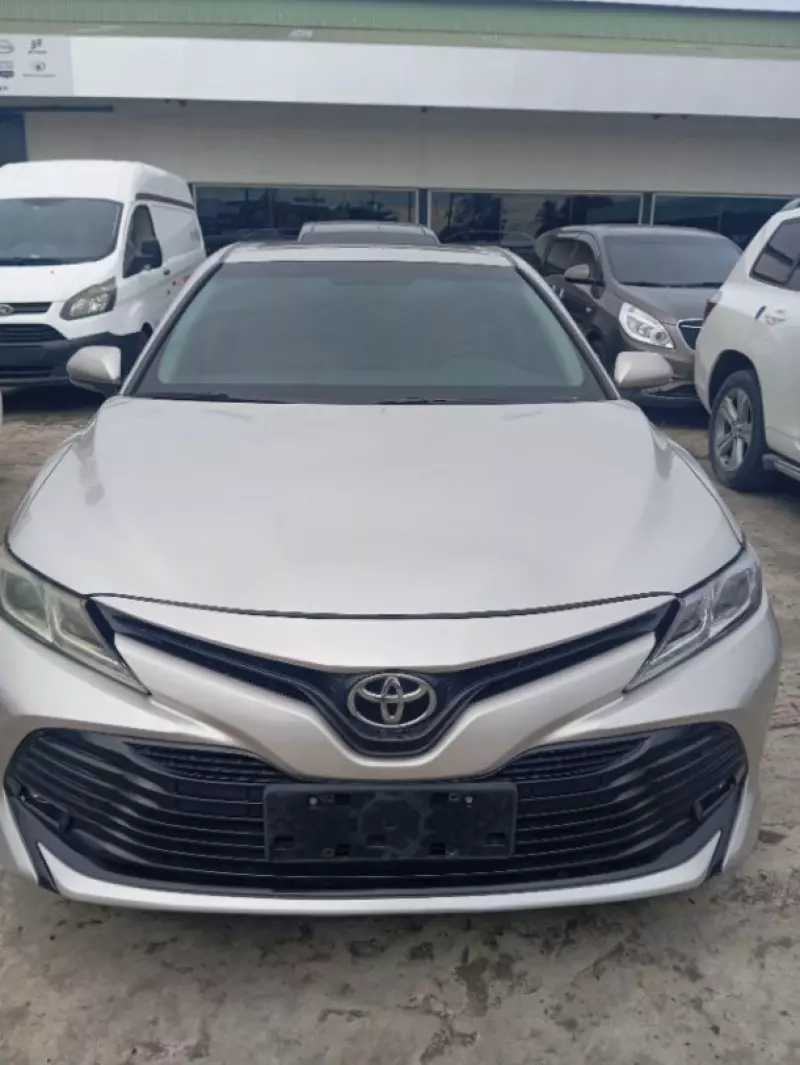 Toyota Camry   - 2020