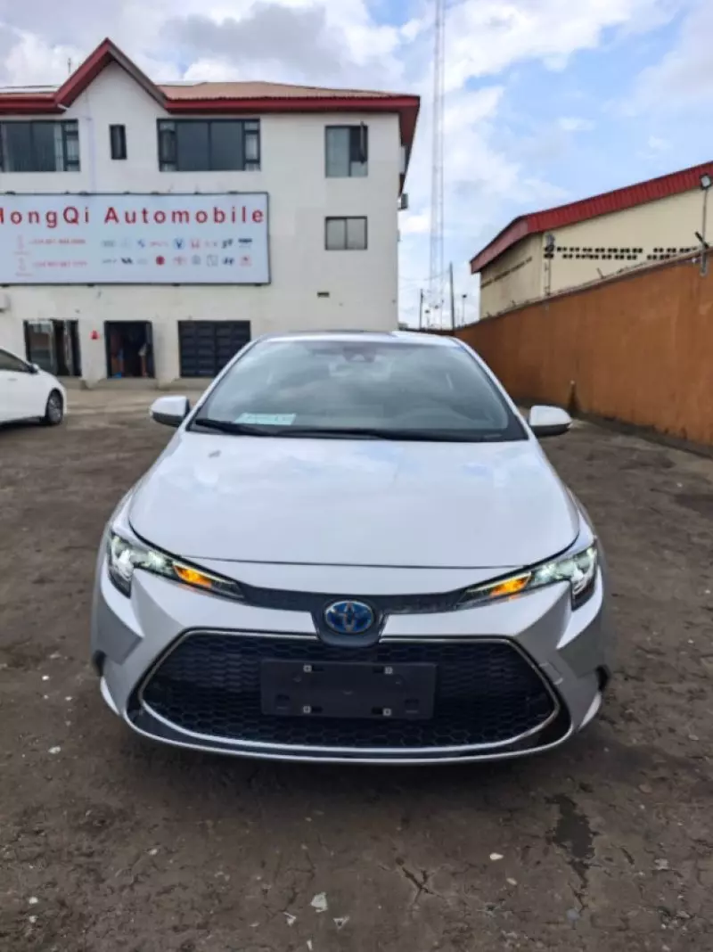 Toyota Corolla   - 2021