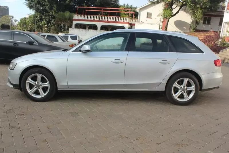 Audi A4   - 2014