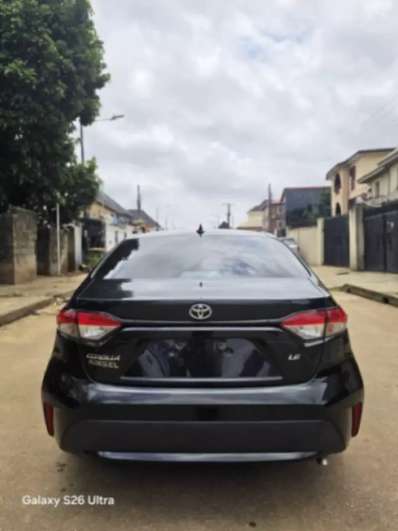 TOYOTA Corolla   - 2020