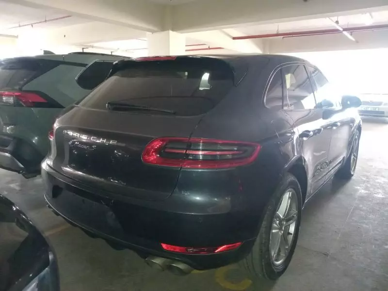 PORSCHE Macan   - 2017