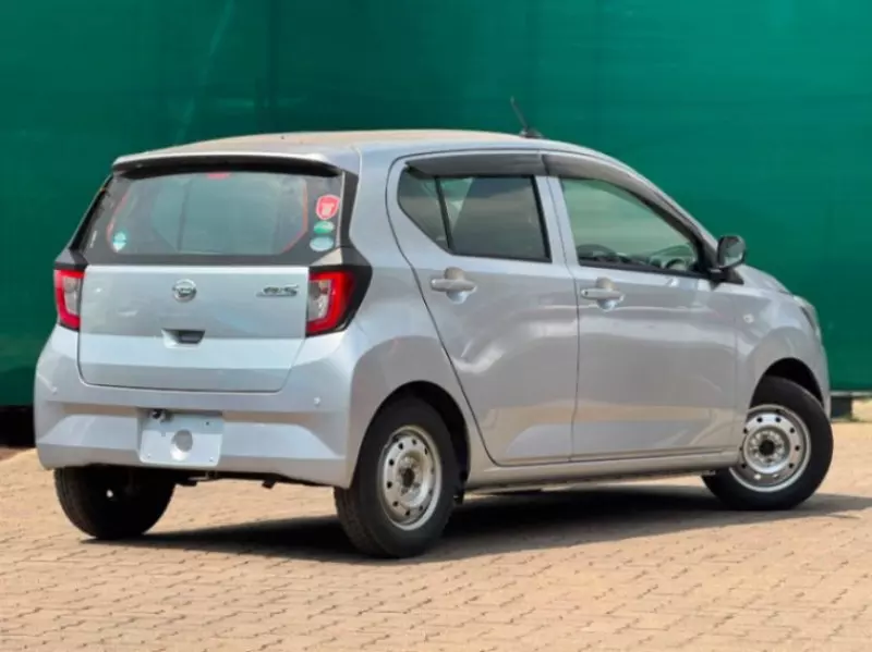 Daihatsu Mira    - 2019