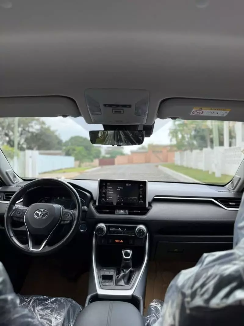 TOYOTA Rav4   - 2021