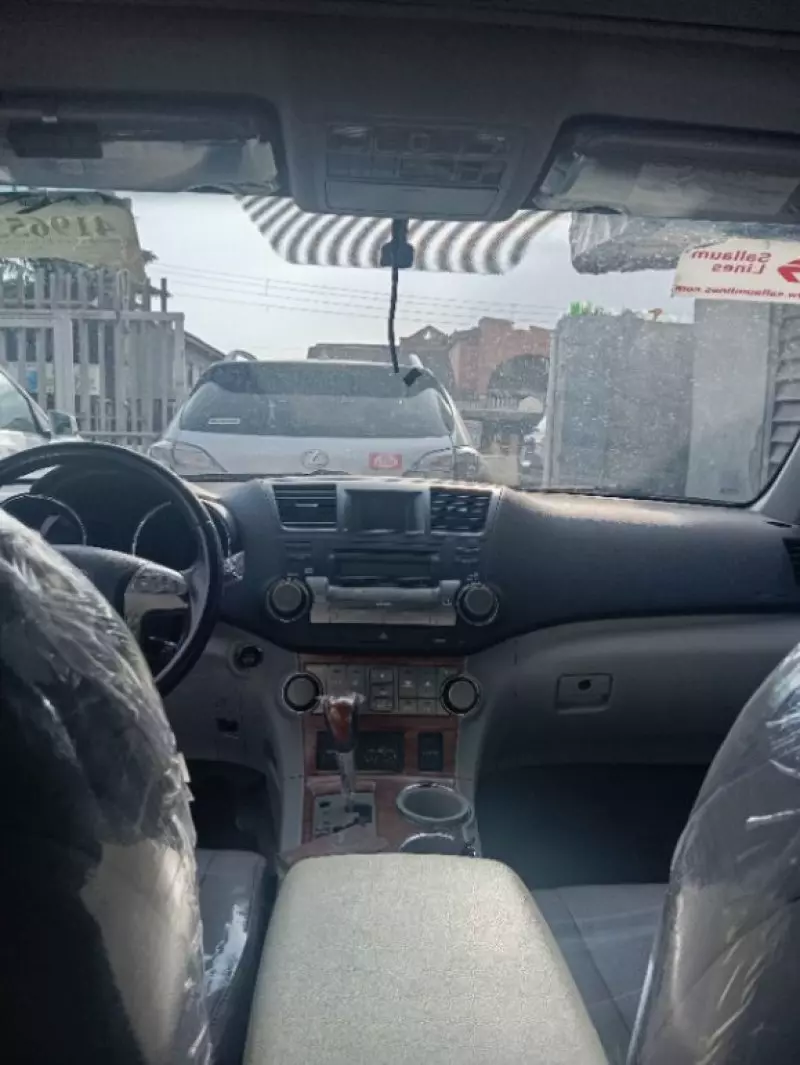 Toyota Highlander   - 2008