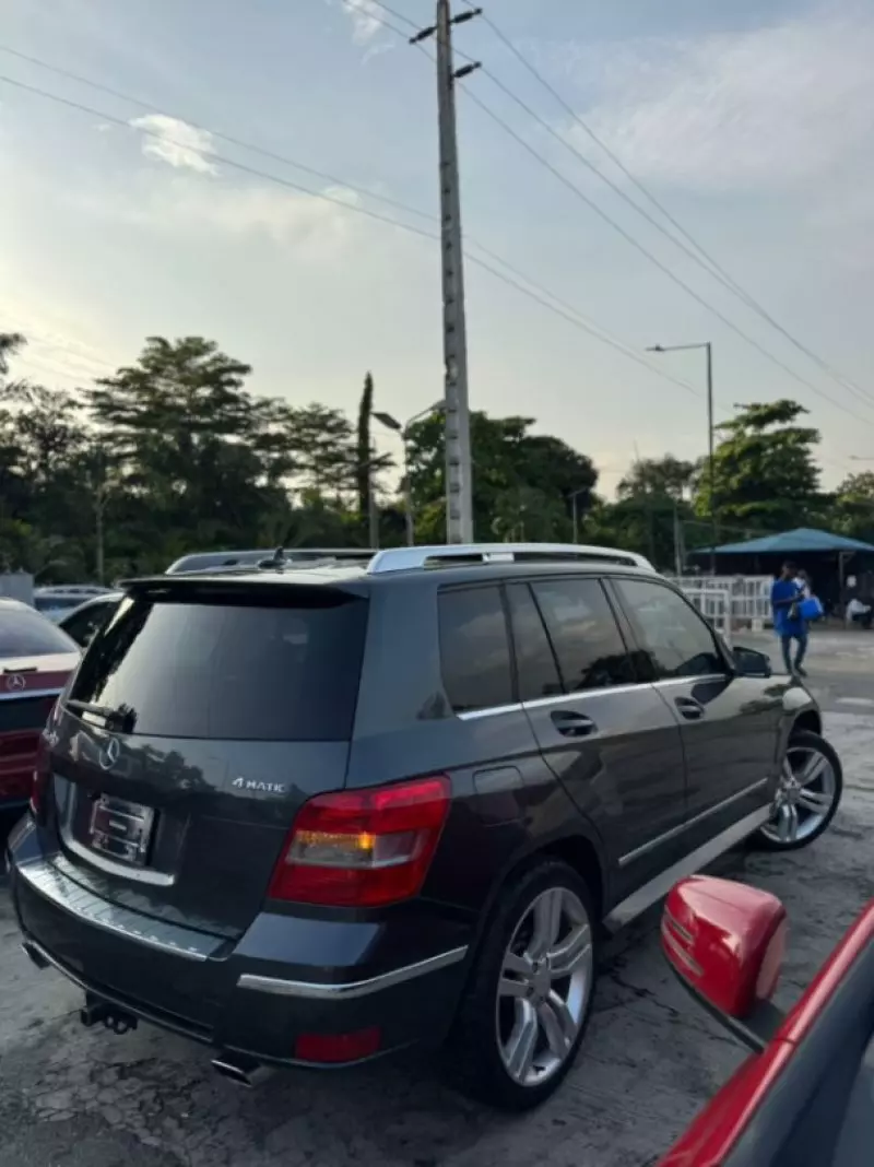 Mercedes-Benz GLK-Class   - 2010