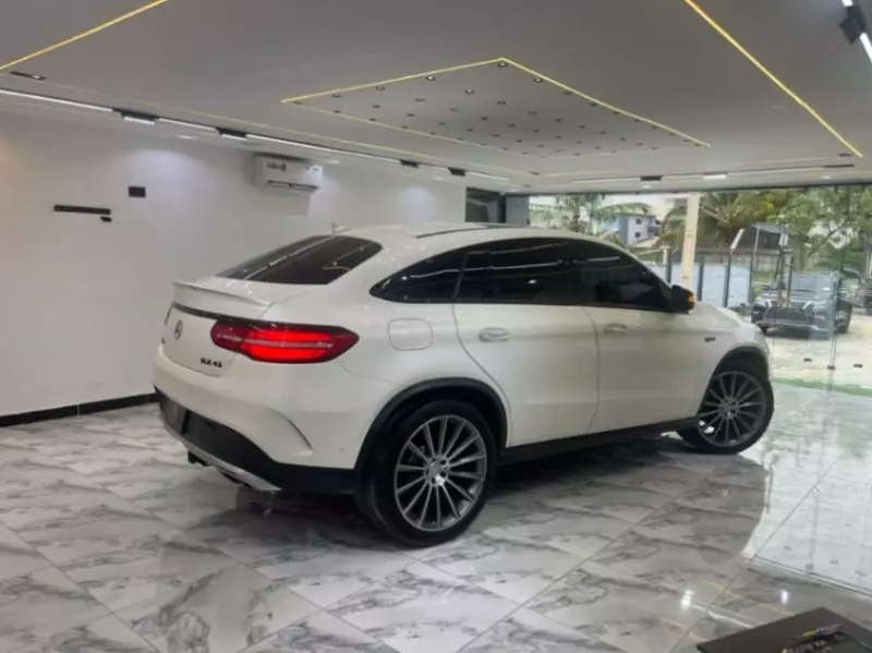 Mercedes-Benz GLE 43 AMG   - 2017