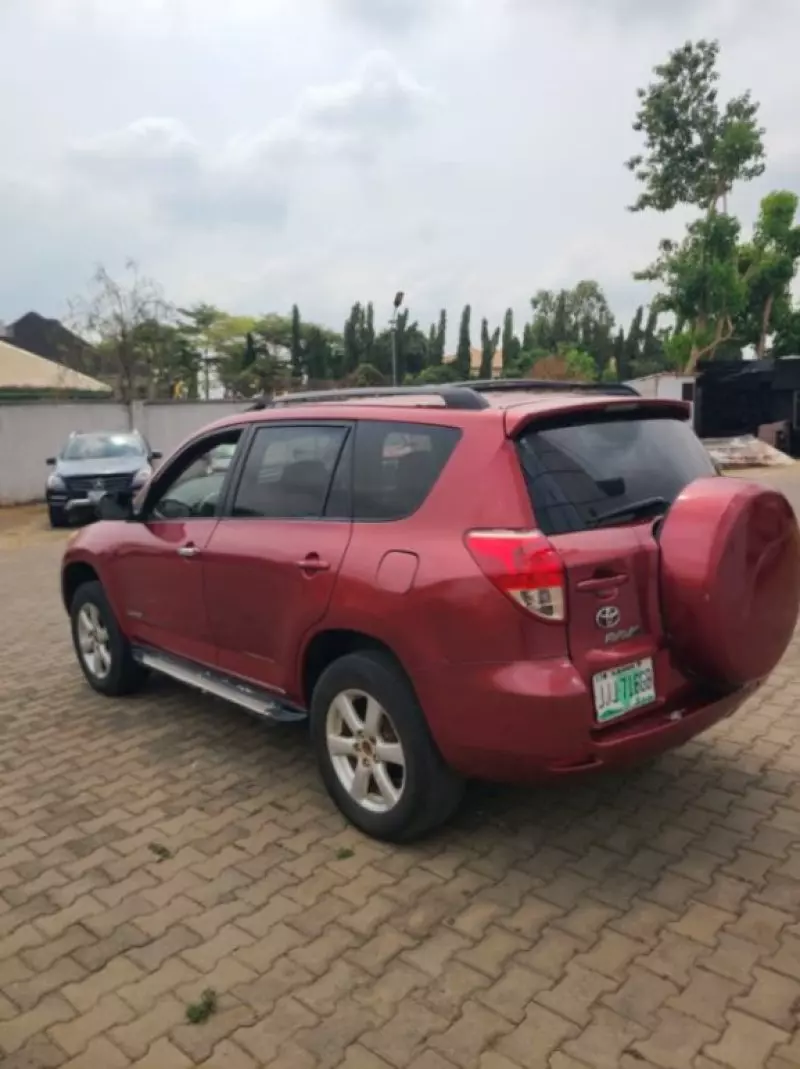 Toyota RAV 4 - 2006