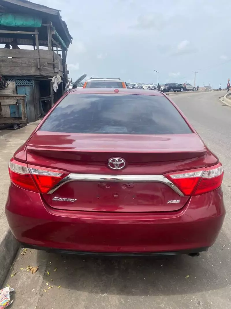 TOYOTA Camry   - 2015