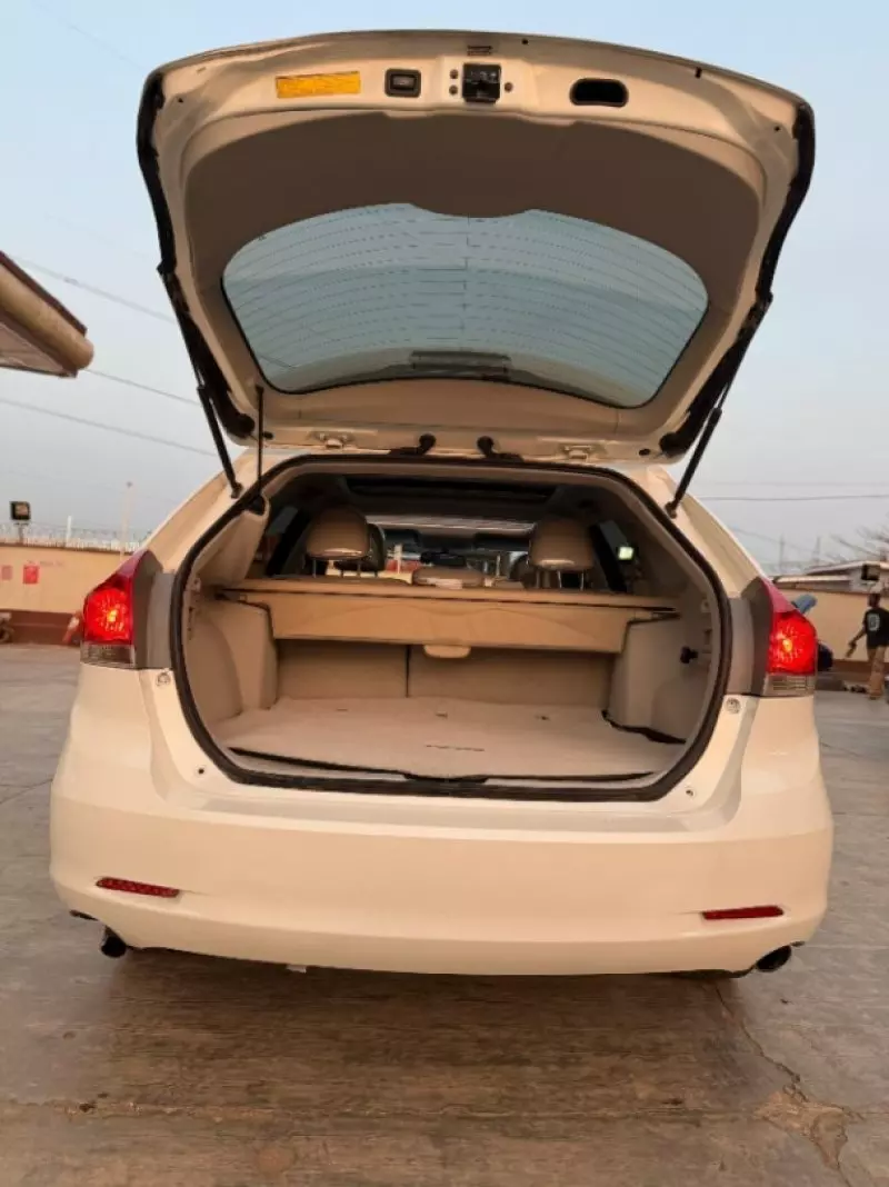 Toyota Venza   - 2009