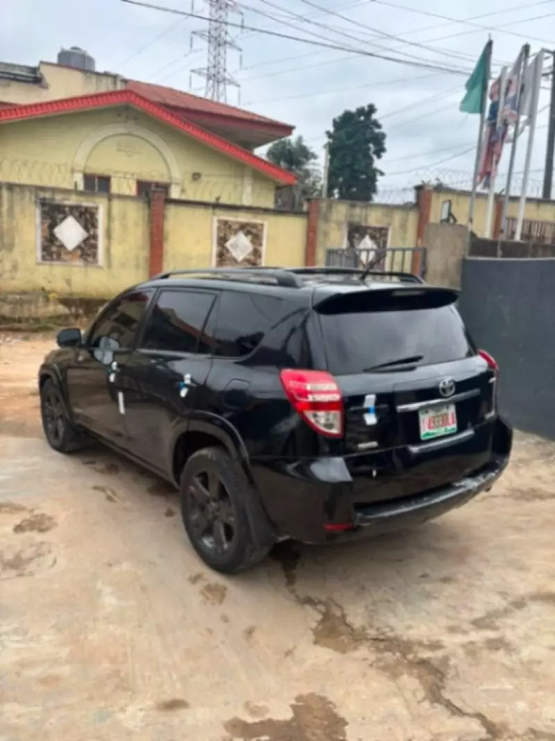 TOYOTA RAV 4   - 2009