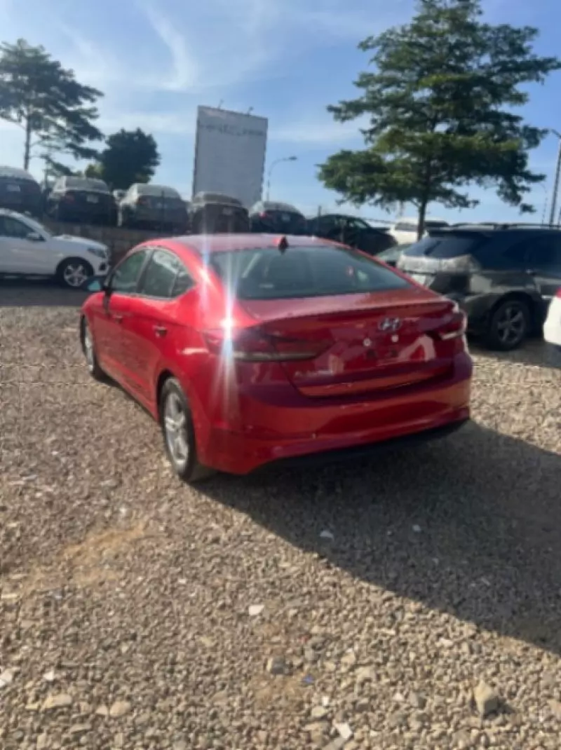 Hyundai Elantra   - 2017