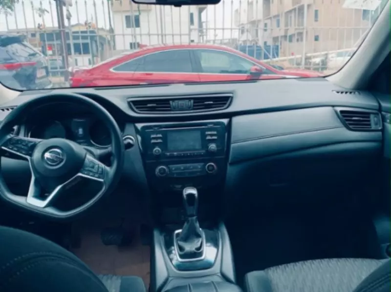 Nissan Rogue - 2017