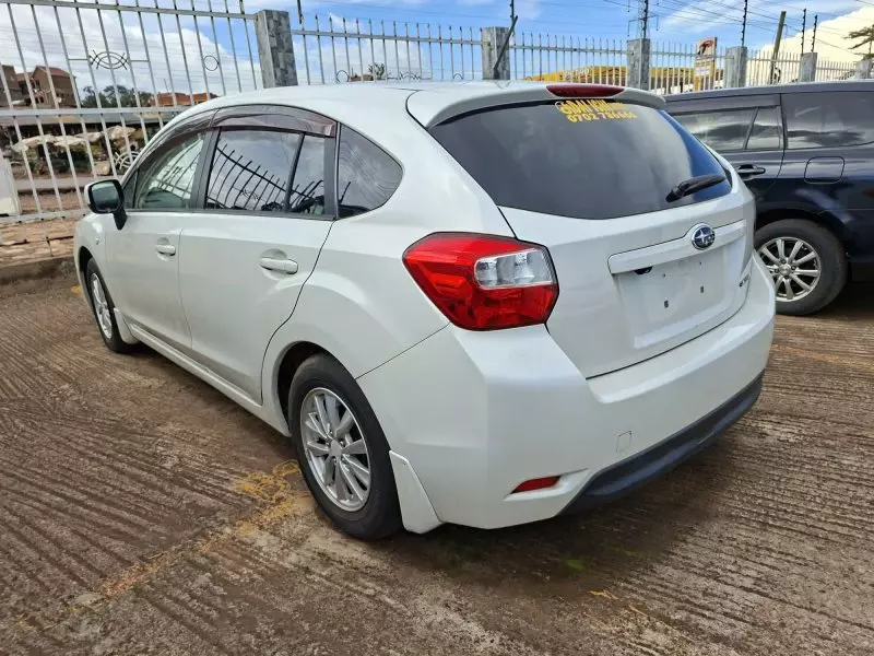 Subaru Impreza   - 2013