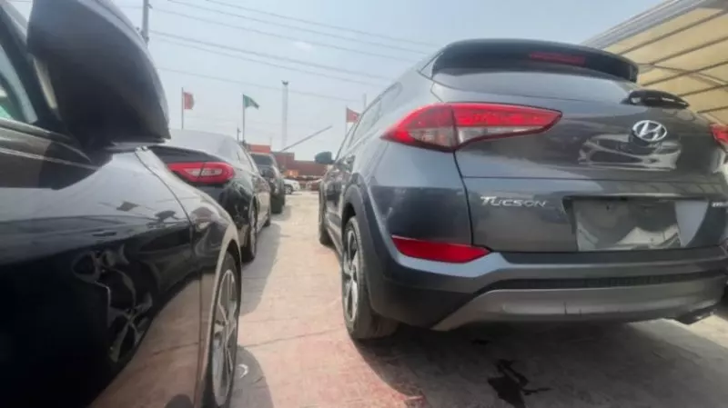 Hyundai Tucson   - 2016