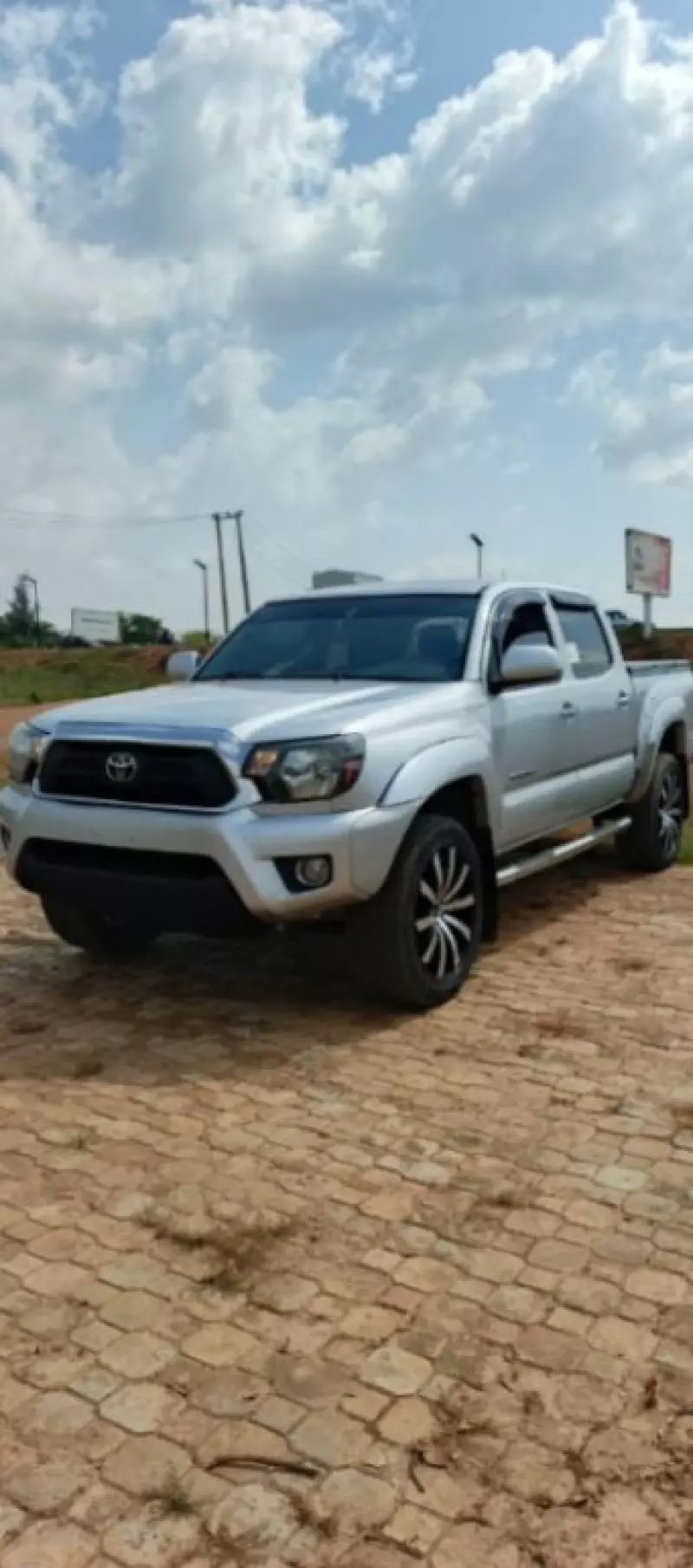 Toyota Tacoma   - 2012